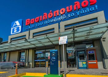 Συνεργασία της ΑΒ Βασιλόπουλος με την ΠΟΚοιΣΠΕ για την υποστηριζόμενη απασχόληση