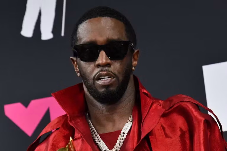 Αθώος ο Diddy: Πέρασαν και δεν… ακούμπησαν τα βαρύτερα αδικήματα!