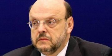 Αντώναρος για Κασσελάκη: Τον αφήνω με τις Ρουβίτσες του (photo)