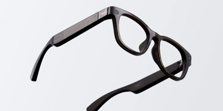 Τα γυαλιά που βλέπουν… πολύ μπροστά και μεταφράζουν σε πραγματικό χρόνο