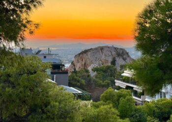 Ξένοι αναζητούν πολυτελή ακίνητα στην Ελλάδα