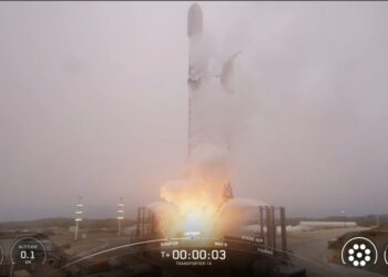 O πρώτος δορυφόρος με ελληνική σημαία στο διάστημα (VIDEO)