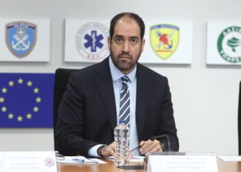 Ένα βήμα πιο κοντά στα 6 ελικόπτερα με τη βούλα Κεφαλογιάννη