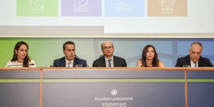 8 δισ. ευρώ για περιβάλλον, ανάπτυξη, καθημερινότητα, κοινωνική συνοχή από τρία νέα ευρωπαϊκά ταμεία