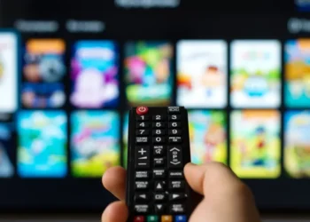 Πειρατικά δίκτυα συνδρομητικής τηλεόρασης, επιθέσεις χάκερ και το παιχνίδι με τα crypto