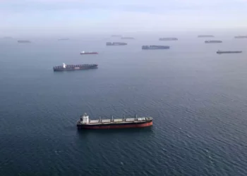 Επείγον σήμα του υπουργείου Ναυτιλίας στα ελληνικά εμπορικά πλοία