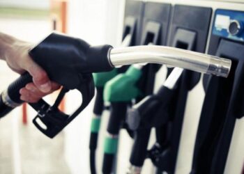 Πως η αντλία βάζει… φωτιά στη δημοσκοπική κατάταξη