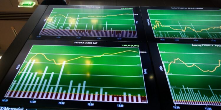 Επτάμηνο «ράλι» με κέρδη 34% στο Χρηματιστήριο Αθηνών