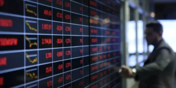 Μαύρη Παρασκευή με τεράστιες απώλειες στο χρηματιστήριο Αθηνών