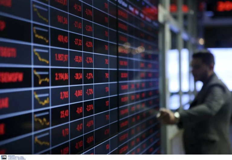 Μαύρη Παρασκευή με τεράστιες απώλειες στο χρηματιστήριο Αθηνών